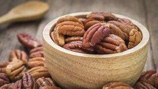 La dieta enriquecida con nueces pecanas reduce el colesterol